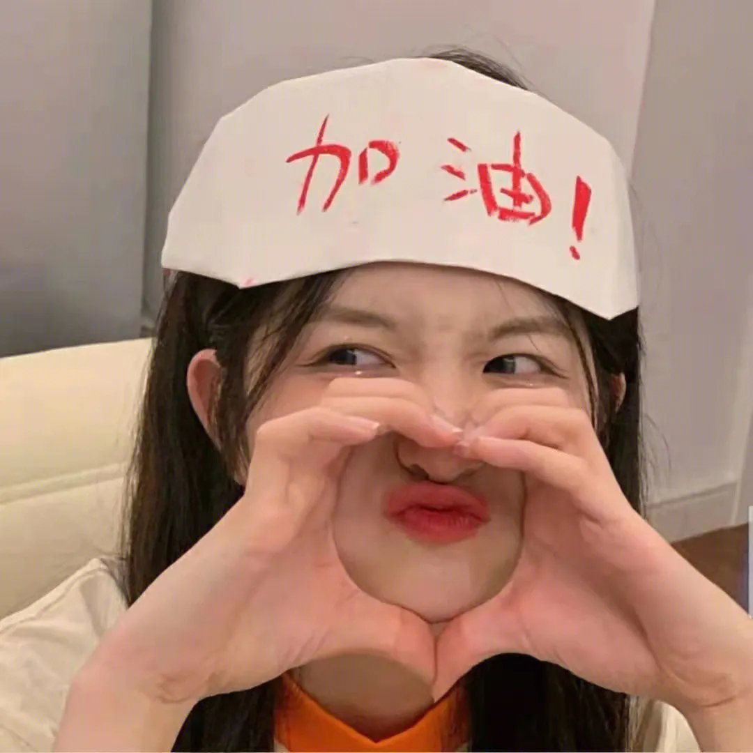 就这样，我们把金鱼放入了泳池